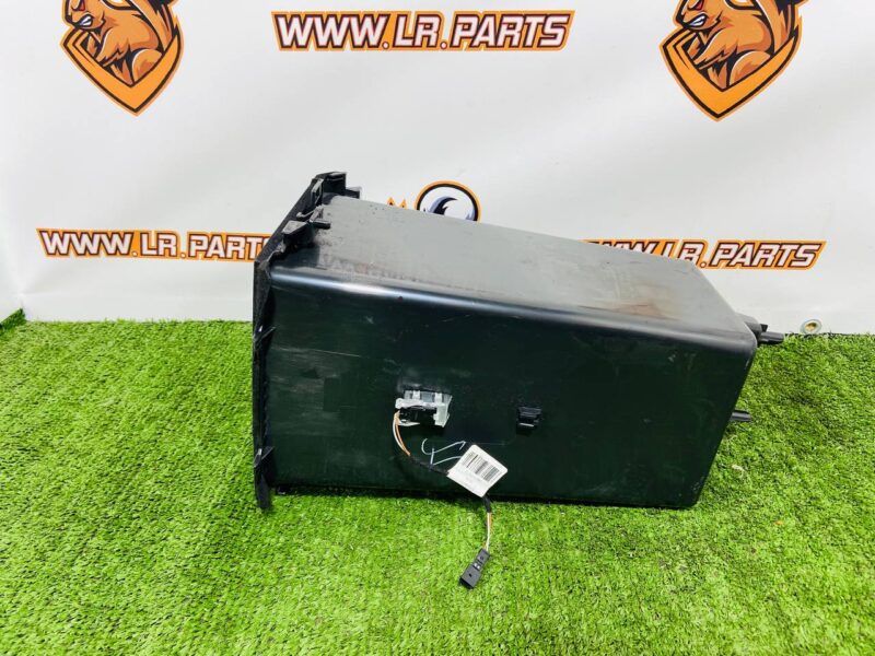 LR152606 Cargo compartment Range Rover Sport L461 (2023-) Used cost  € in stock 2 pcs.