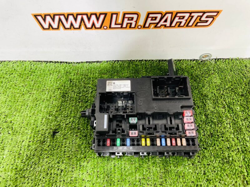 LR153003 Fuse box Range Rover Sport L461 (2023-) Used cost  € in stock 2 pcs.