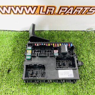 LR153005 Fuse box Range Rover Sport L461 (2023-) Used cost 300 € in stock 2 pcs.