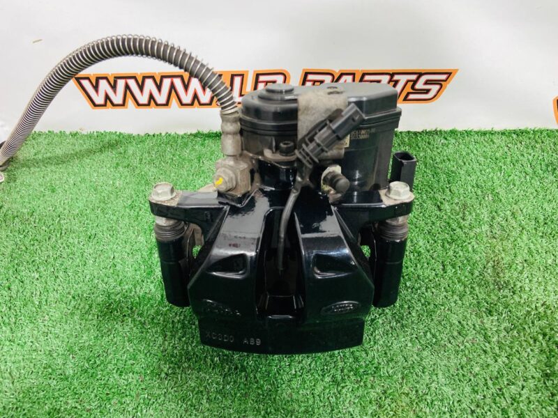 LR156851 Rear Right Support Range Rover Sport L461 (2023-) Used cost  € in stock 2 pcs.