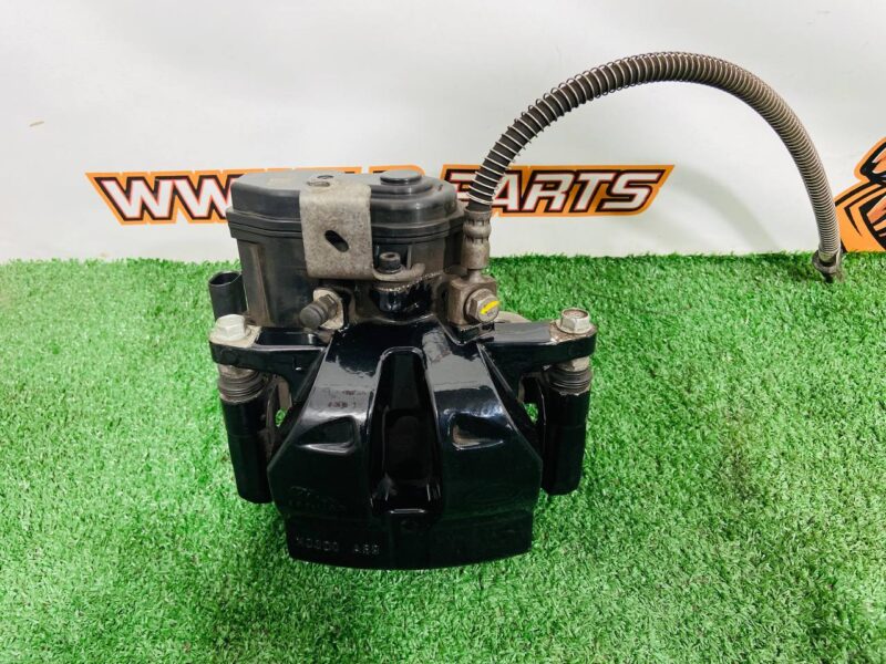 LR156852 Rear left support Range Rover Sport L461 (2023-) Used cost 600 € in stock 2 pcs.