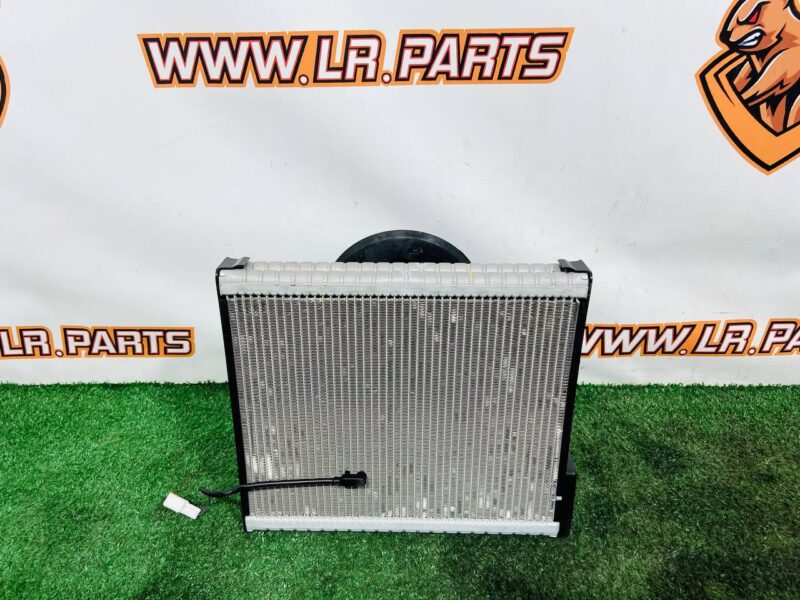 LR157510 Heater Radiator (Evaporator) Range Rover Sport L461 (2023-) Used cost  € in stock 1 pcs.