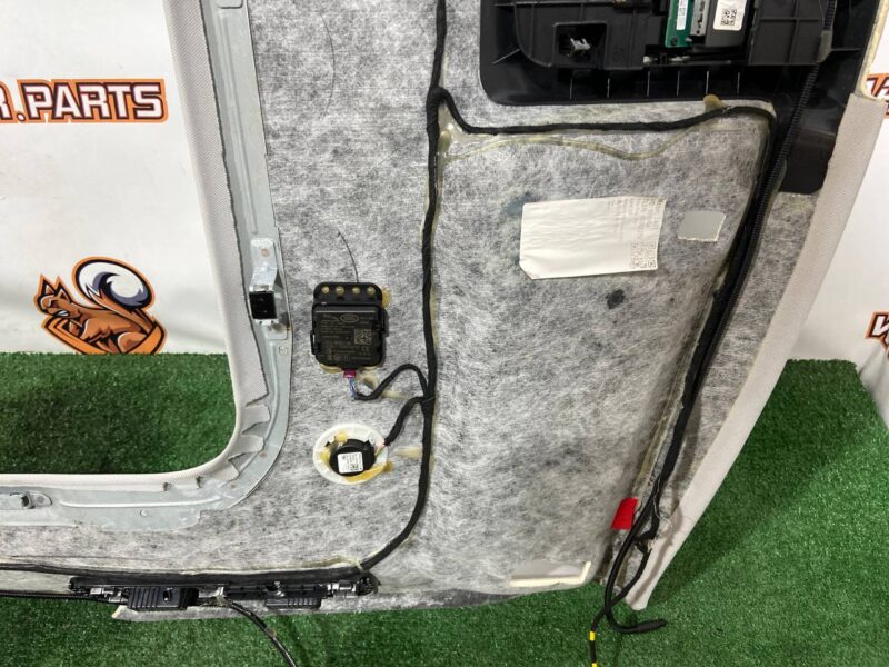 LR166842KIT Ceiling lining assembly Range Rover Sport L461 (2023-) Used cost  € in stock 1 pcs.