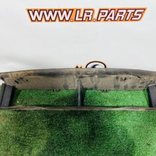 LR168396 Ventilation deflector of the central radiator Range Rover Sport L461 (2023-) Used cost 100 € in stock 1 pcs.