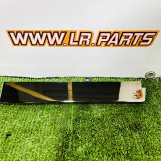 LR169632 Right Instrument Panel Molding Range Rover Sport L461 (2023-) Used cost  € in stock 1 pcs.