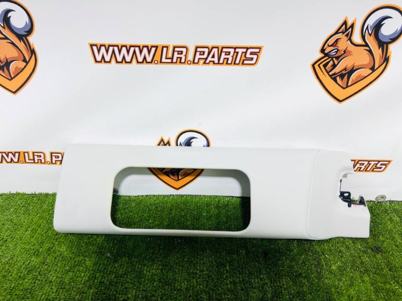 LR179343 Instrument Panel Molding Middle Range Rover Sport L461 (2023-) Used cost  € in stock 1 pcs.