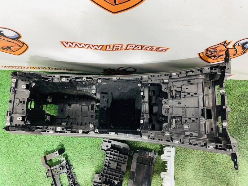 LR189811KIT Floor console assembly for Range Rover Sport L461 (2023-) Used cost  € in stock 1 pcs.