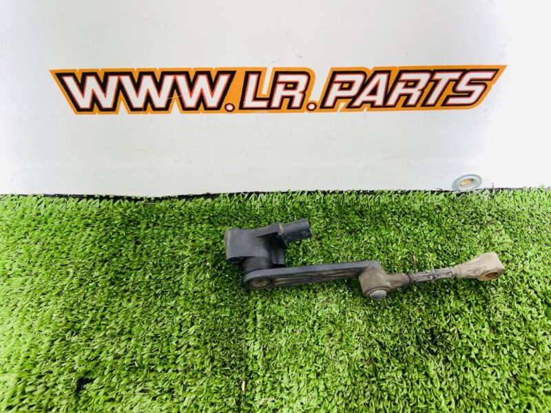 T4K1550 Height sensor rear left JAGUAR I-PACE Used cost 80 € in stock 3 pcs.