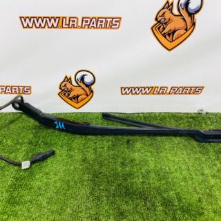 J9D1084 Front left windshield wiper for Jaguar I-Pace X590 (2018-) Used cost  € in stock 2 pcs.