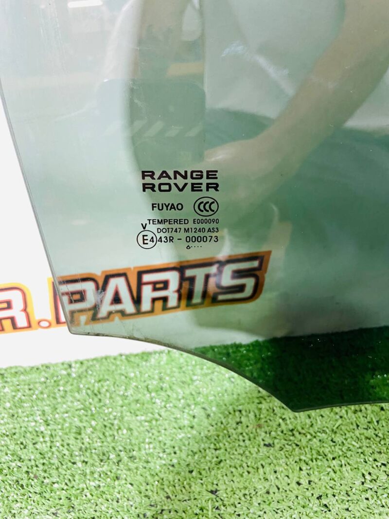 LR026714 Rear right door glass for Range Rover Evoque L538 (2012-2018) Used"" cost 80 € in stock 1 pcs.