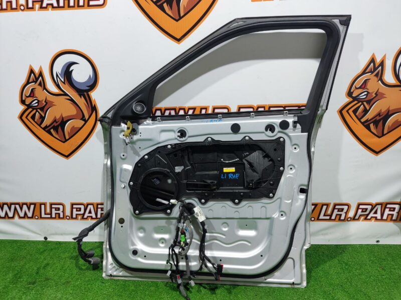 LR028552 Front right door for Range Rover Evoque L538 (2012-2018) Used cost 500 € in stock 1 pcs.