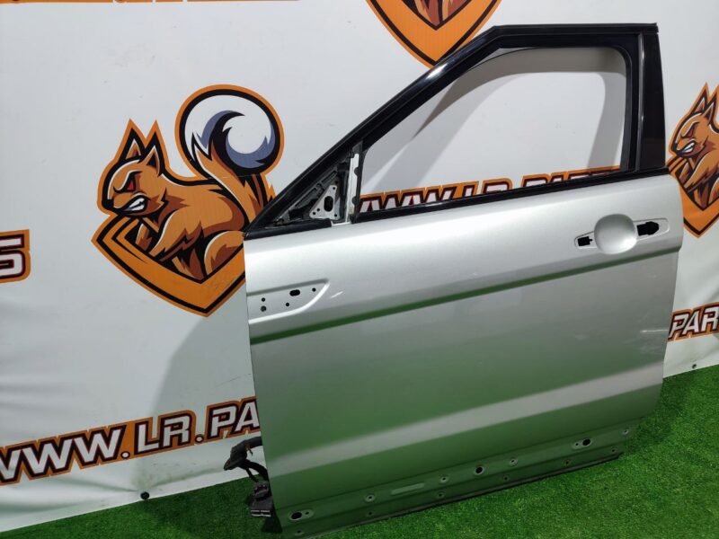 LR028553 Front left door Range Rover Evoque L538 (2012-2018) Used cost 650 € in stock 1 pcs.