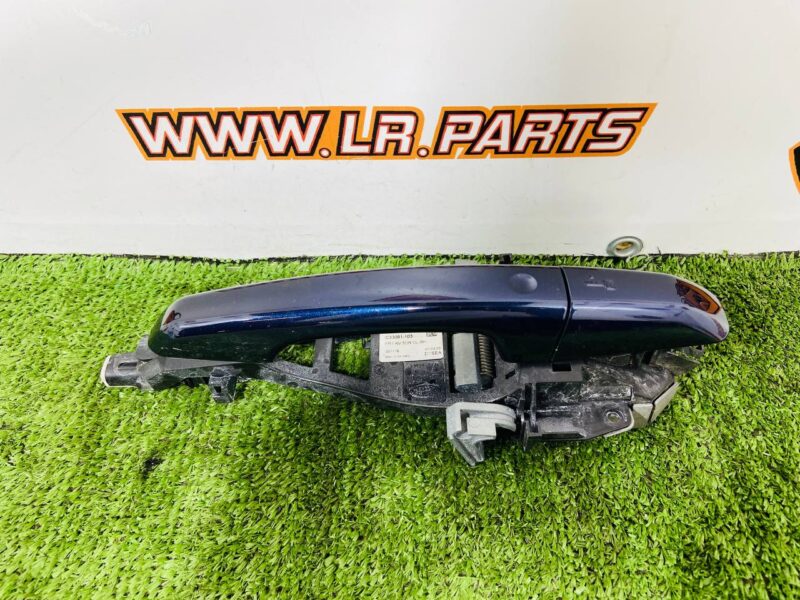 LR048298KIT Front right exterior door handle Range Rover Evoque L538 (2012-2018) Used cost  € in stock 1 pcs.