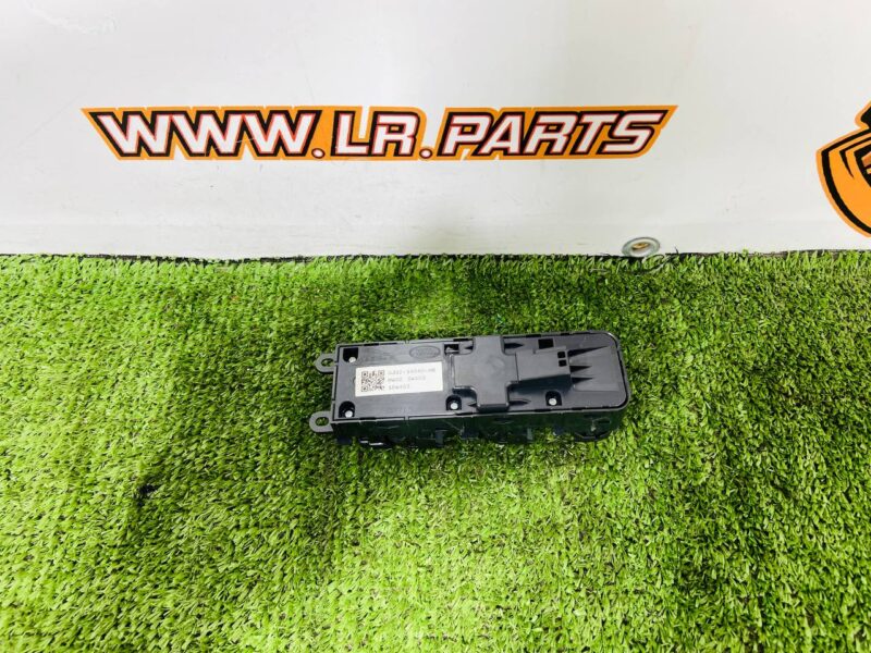 LR076617 Power window buttons driver's door Range Rover Evoque L538 (2012-2018) Used cost 80 € in stock 1 pcs.