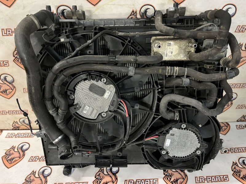 LR082549KIT Radiator 2.0IE cassette Land Rover Discovery 5 L462 (2017-) used cost 1 000 € in stock 1 pcs.