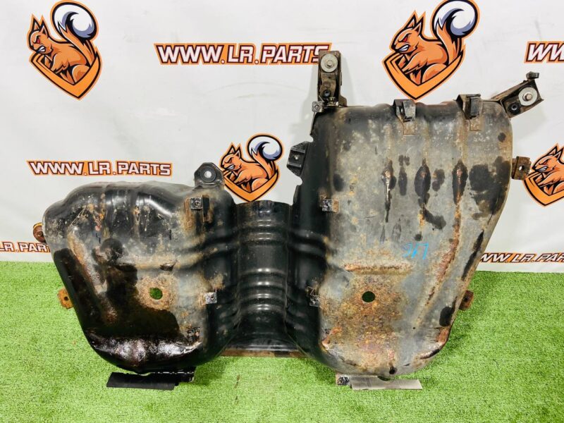 LR092037 Fuel tank guard Range Rover Sport L494 (2014-2022) Used cost 255 € in stock 1 pcs.