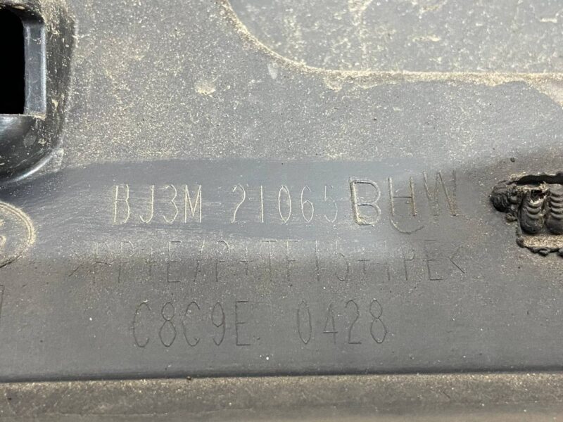 LR094273 Front left door molding for Range Rover Evoque L538 (2012-2018) used cost 100 € in stock 1 pcs.