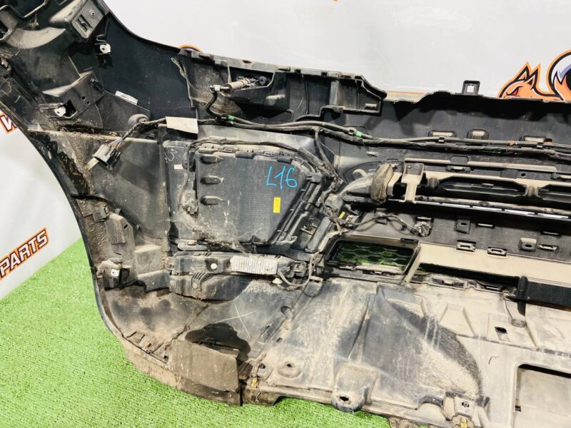 LR113284 Front bumper 2018 - complete assembly Range Rover Sport L494 (2014-2022) Used - Image 49