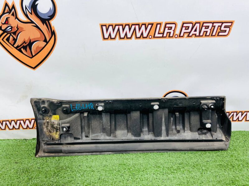 LR125994 Door molding rear left Range Rover Sport L494 (2014-2022) Used - Image 31