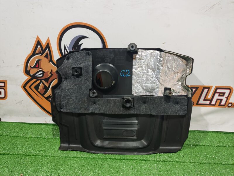 LR137025 Used LAND ROVER DISCOVERY 5 engine cover cost 145 € in stock 1 pcs.