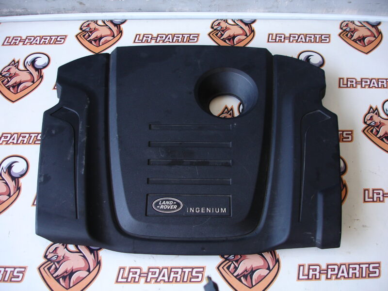 LR137025 Used LAND ROVER DISCOVERY 5 engine cover cost 145 € in stock 1 pcs.