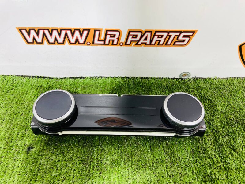 LR180122 Control Panel of the Range Rover Sport L461 (2023-) Air Conditioner Used cost  € in stock 1 pcs.