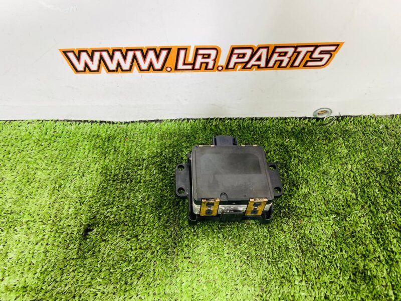 T2H32146 Active cruise control radar Jaguar F-Pace X761 (2017-) USED - Image 12