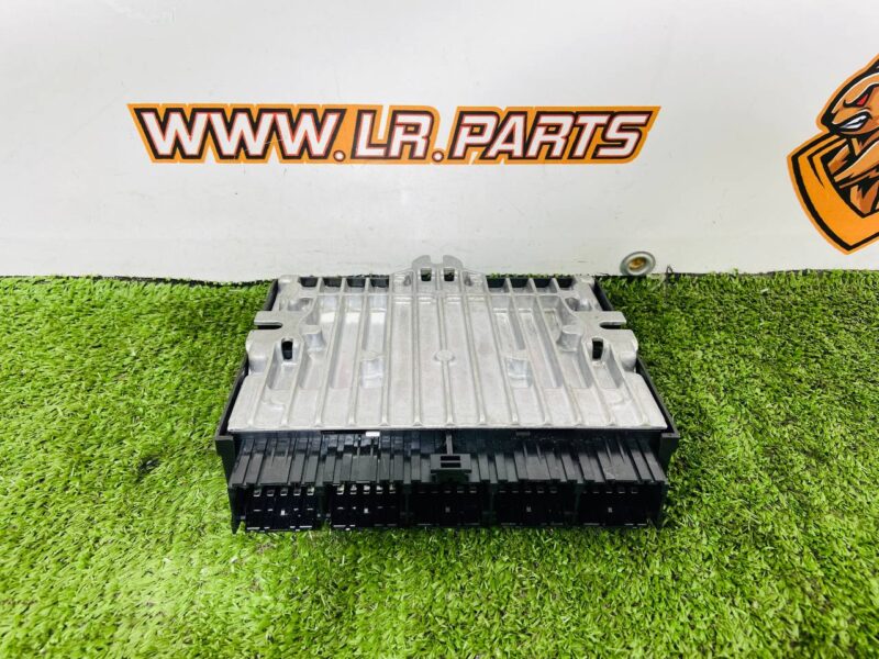 T2R27647 Ecu Module Jaguar I-Pace X590 (2018-) Used cost  € in stock 1 pcs.