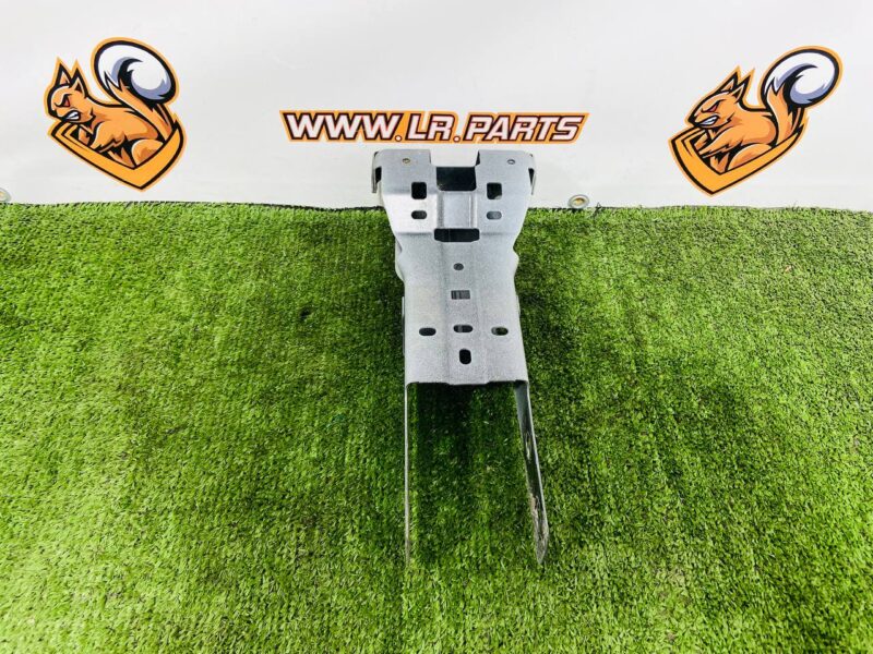 T4K10290 Front panel bracket right Jaguar I-Pace X590 (2018-) Used - Image 17