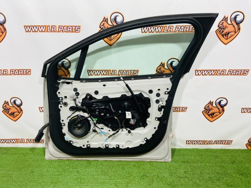 T4K1541KIT2 Front Right Door Assembly for Jaguar I-Pace X590 (2018-) Used cost  € in stock 2 pcs.