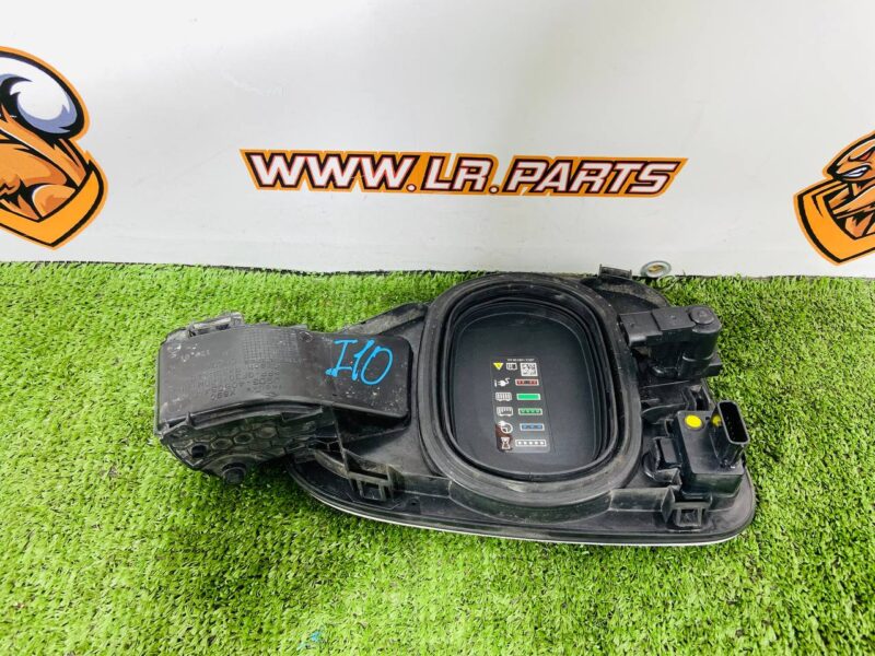 T4K4511 Charging port cover Jaguar I-Pace (2018-) used - Image 25