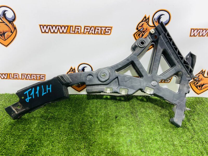 T4K5192 Rear bumper mounting bracket left Jaguar I-Pace X590 (2018-) Used cost 45 € in stock 2 pcs.