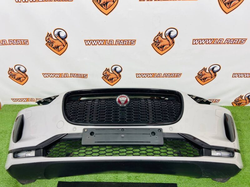 T4K5982LML Front bumper assembly 6 sensors Jaguar I-Pace X590 (2018-) Used - Image 50