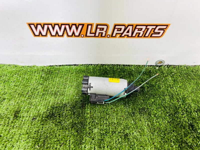 C83514101 Seat adjustment motor for Range Rover Velar L560 (2018-) Used cost  € in stock 1 pcs.