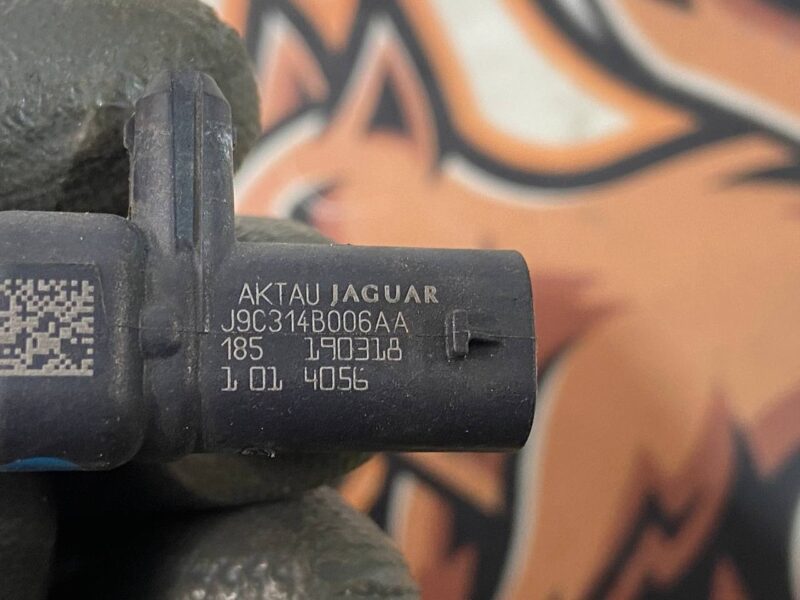 J9C5437 Used JAGUAR I-PACE Front impact sensor cost 50 € in stock 2 pcs.