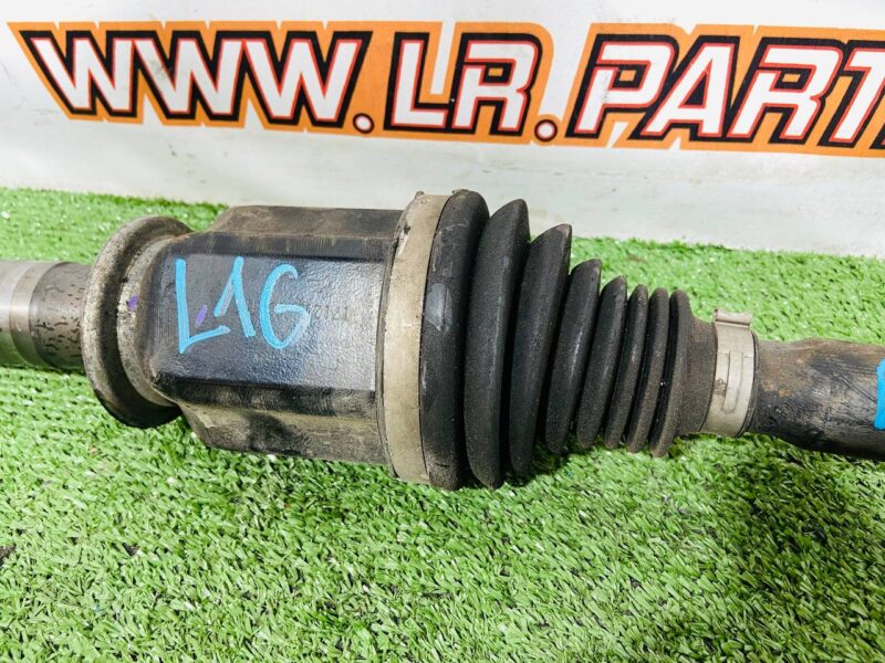 LR041967 Front right half-axle 1st transfer box Range Rover Sport L494 (2014-2022) Used cost 300 € in stock 1 pcs.