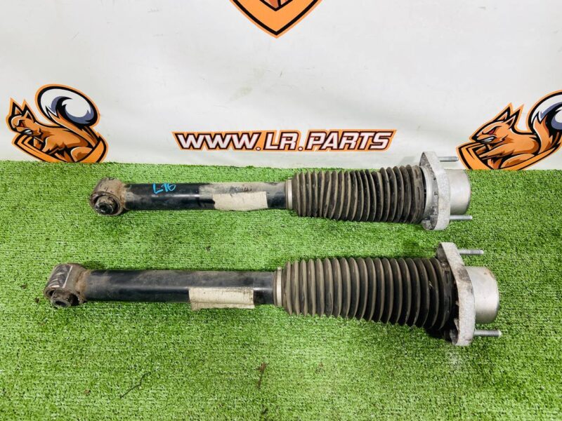LR086465 Rear shock absorber for Range Rover Sport L494 (2014-2022) Used cost  € in stock 2 pcs.