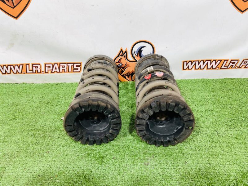 LR086466 Rear spring for Range Rover Sport L494 (2014-2022) Used cost  € in stock 2 pcs.