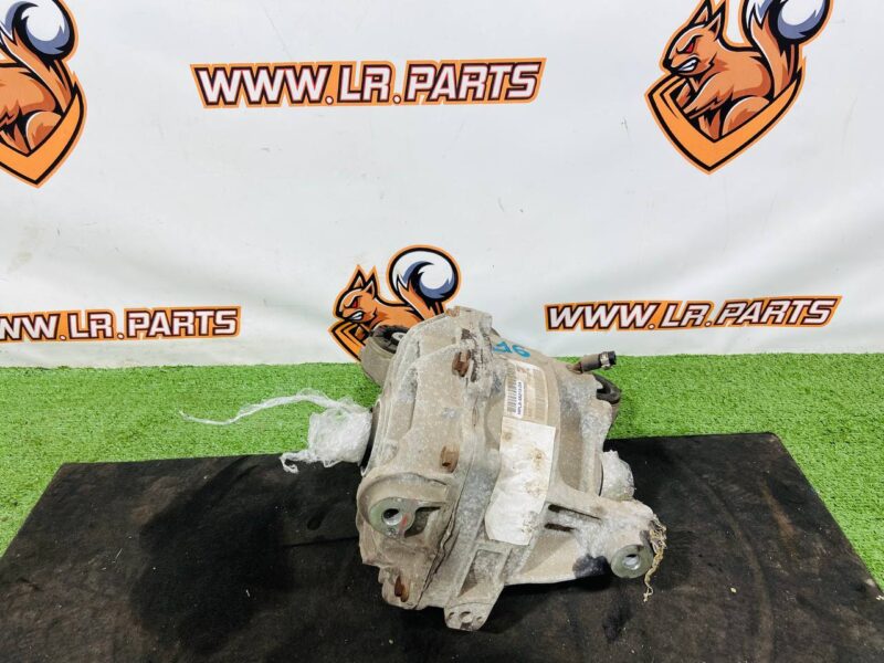 LR091693 Rear reducer without blocking 3.31 Land Rover Discovery 5 L462 (2017-) used cost 500 € in stock 2 pcs.