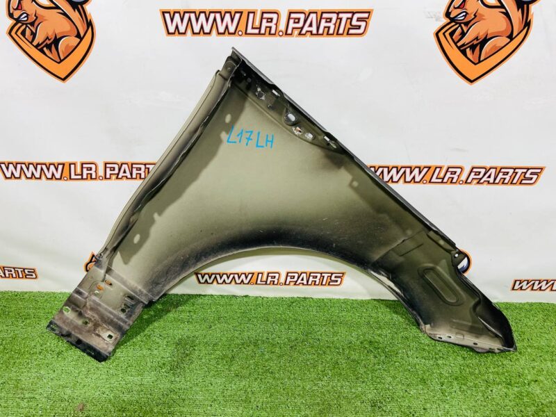LR091699 Front left wing Range Rover Velar L560 (2018-) Used - Image 21