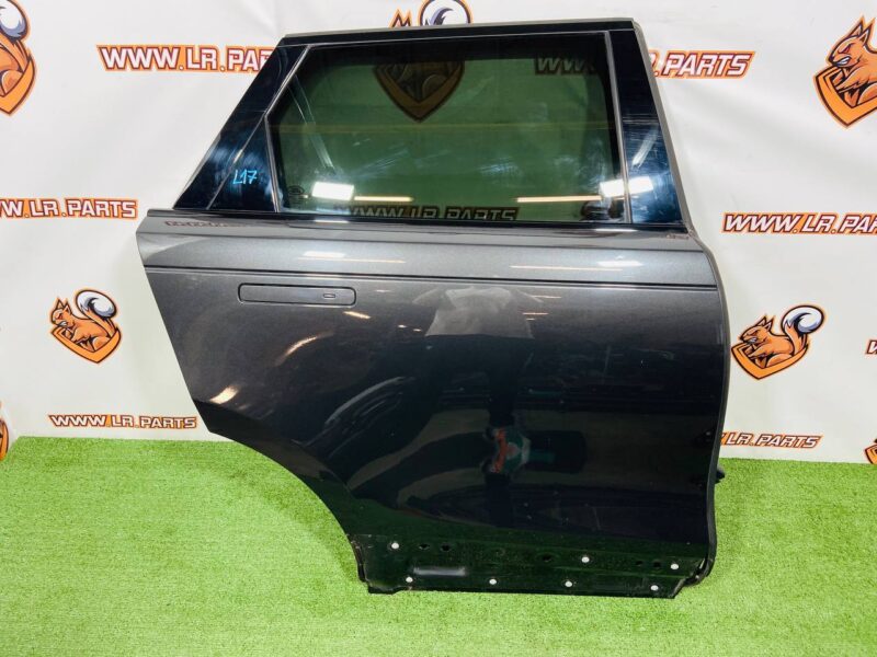 LR091719KIT2 Rear right door assembly for Range Rover Velar L560 (2018-) Used cost  € in stock 1 pcs.