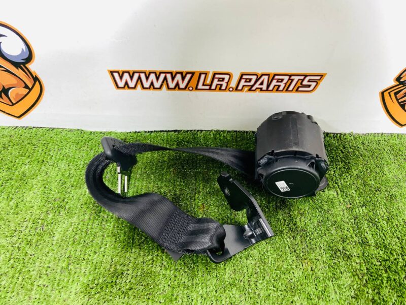 LR112196 Rear center safety belt for Range Rover Sport L494 (2014-2022) Used cost  € in stock 1 pcs.