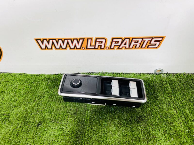LR123012 Control button block for the driver's door window lift for Range Rover Sport L494 (2014-2022) Used cost  € in stock 1 pcs.