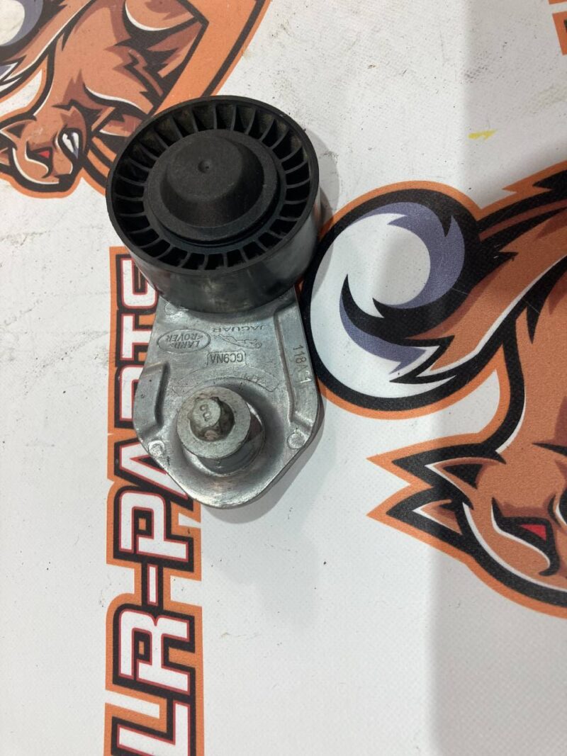 LR138382 Tensioner pulley belt 3.0D Range Rover Sport L494 (2014-2022) Used cost 25 € in stock 1 pcs.