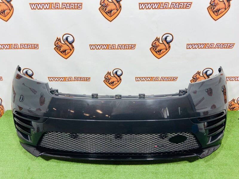 LR143258 Front assembled bumper for Range Rover Velar L560 (2018-) Used cost  € in stock 1 pcs.