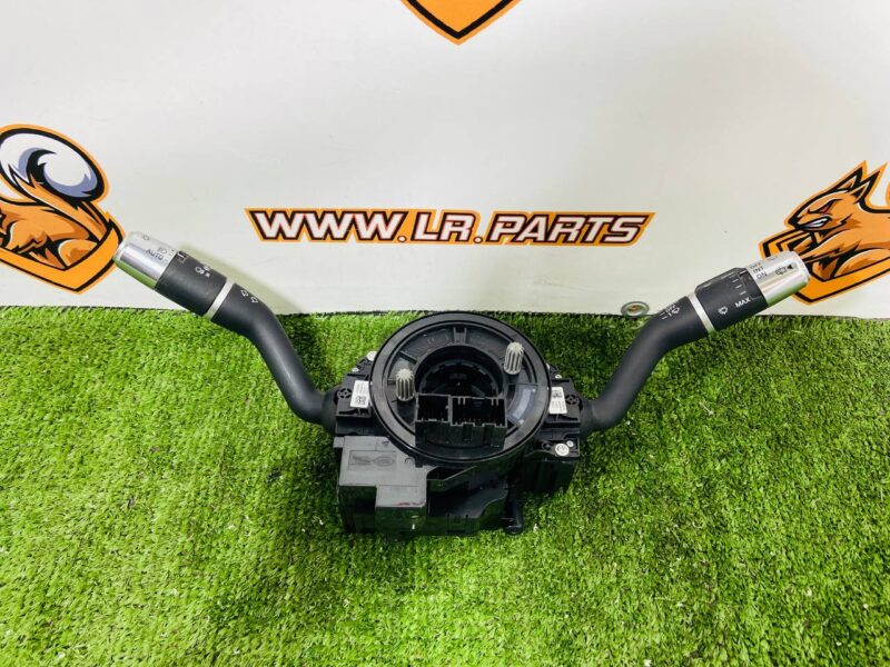 LR146274 Steering wheel switch assembly Range Rover Velar L560 (2018-) Used cost  € in stock 1 pcs.