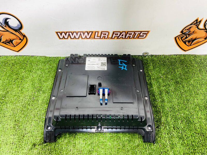 LR156770 Climate Control Unit Range Rover Velar L560 (2018-) Used cost 400 € in stock 1 pcs.