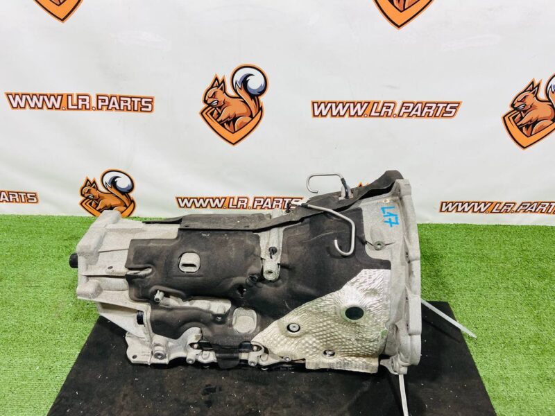 LR161156 AT (Automatic Transmission) 2.0 Range Rover Velar L560 (2018-) Used cost  € in stock 1 pcs.