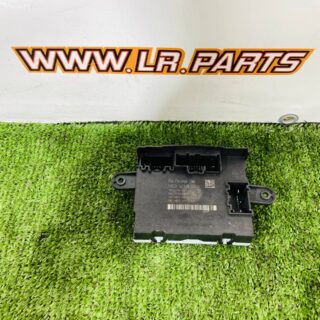 LR170985 Rear door control block passenger side Range Rover Velar L560 (2018-) Used cost  € in stock 1 pcs.