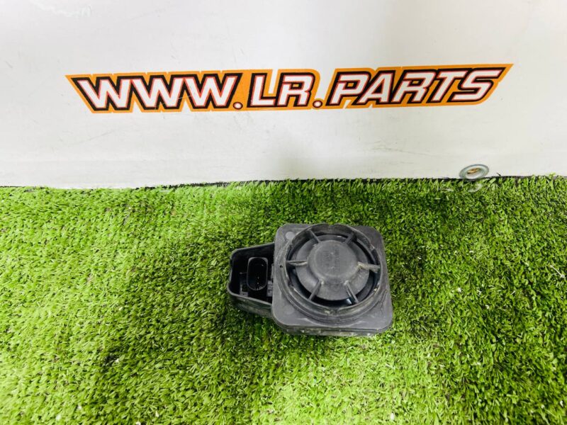 LR174462 Anti-theft alarm siren Range Rover Velar L560 (2018-) Used cost  € in stock 1 pcs.